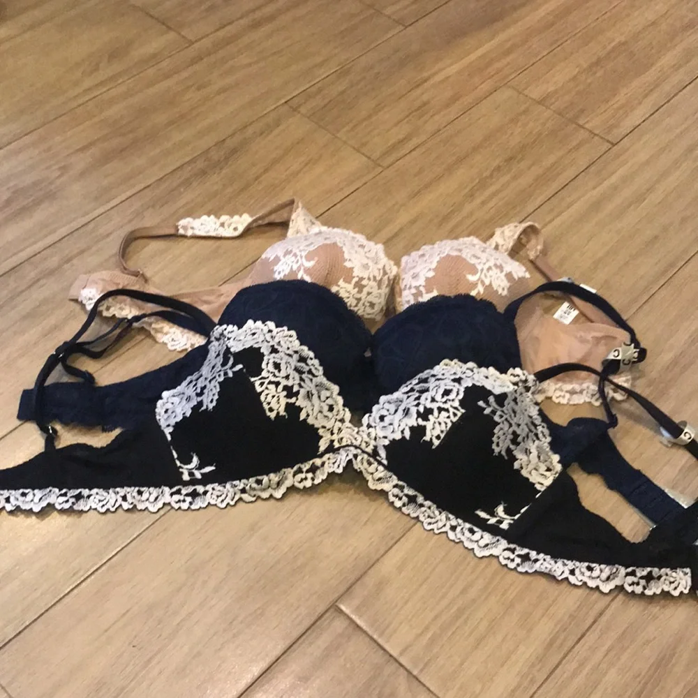 Intimissimi - Bras (34C) - Sold Together NWT - Picture 2 of 7
